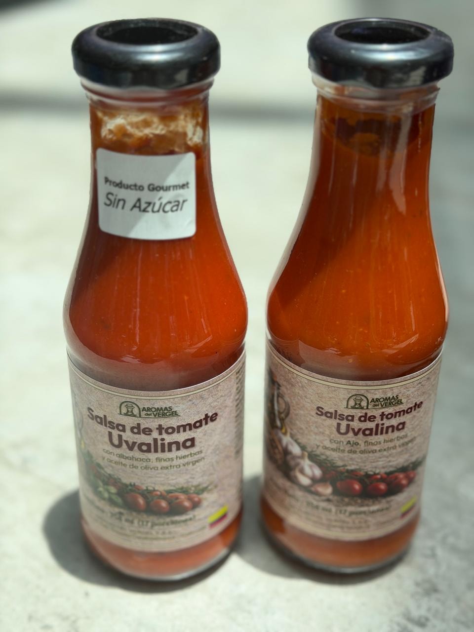 Salsa de tomate uvalina con Albahaca y con Ajo